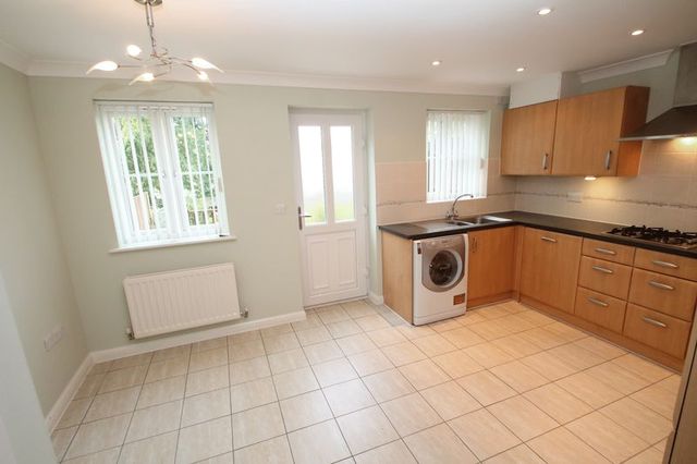  Image of 4 bedroom Property to rent in Underwood Rise Tunbridge Wells TN2 at Underwood Rise  Tunbridge Wells, TN2 5RY