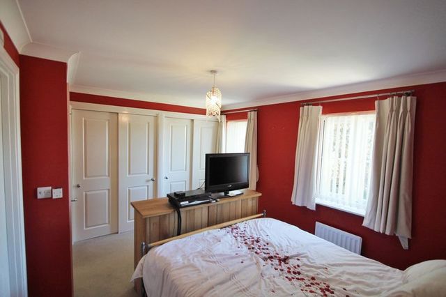  Image of 4 bedroom Property to rent in Underwood Rise Tunbridge Wells TN2 at Underwood Rise  Tunbridge Wells, TN2 5RY
