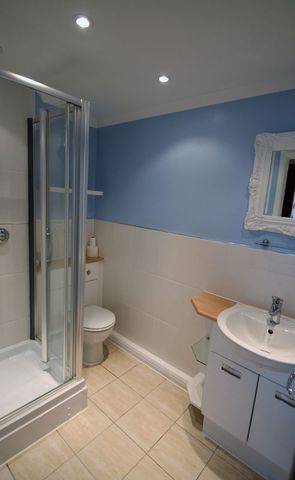  Image of 4 bedroom Property to rent in Underwood Rise Tunbridge Wells TN2 at Underwood Rise  Tunbridge Wells, TN2 5RY