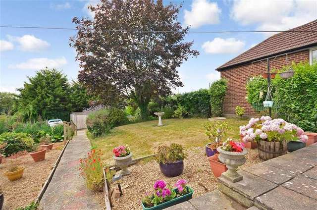  Image of 3 bedroom Bungalow for sale in Vauxhall Crescent Snodland ME6 at Snodland Kent Snodland, ME6 5JT