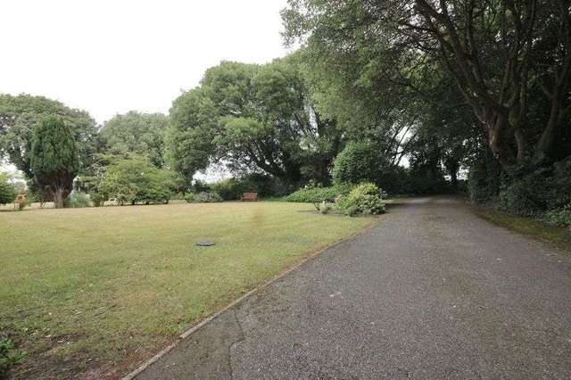  Image of 2 bedroom Flat for sale in Verwood Crescent Southbourne Bournemouth BH6 at 6 Verwood Crescent Hengistbury Head Bournemouth, BH6 4JE
