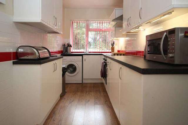  Image of 1 bedroom Flat for sale in Verwood Crescent Southbourne Bournemouth BH6 at Verwood Crescent Hengistbury Head Bournemouth, BH6 4JE