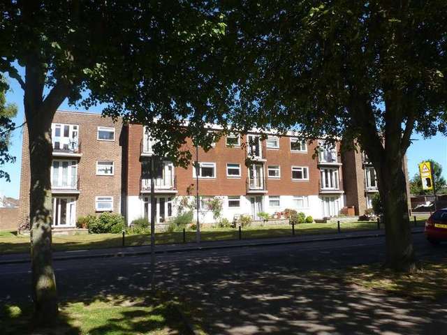  Image of 2 bedroom Flat for sale in Norfolk Court Victoria Park Gardens Worthing BN11 at Worthing West Sussex Worthing, BN11 4ED