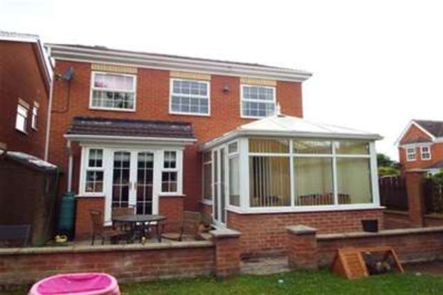 Image of 4 bedroom Detached house to rent in Virginia Gardens Lofthouse Wakefield WF3 at Wakefield, WF3 3TE