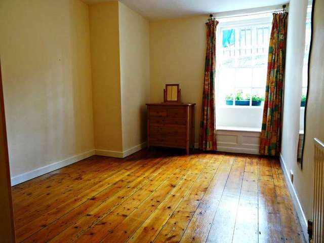  Image of 1 bedroom Flat for sale in Walcot Parade Bath BA1 at Bath Bath, BA1 5NF