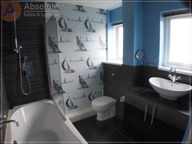  Image of 3 bedroom Semi-Detached house to rent in Walkham Rise Torquay TQ2 at Walkham Rise Shiphay Torquay, TQ2 7RN