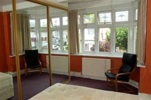  Image of 3 bedroom Detached house to rent in The Risings London E17 at London, E17 3PH