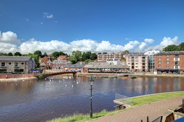  Image of 3 bedroom Terraced house for sale in Waterside St. Thomas Exeter EX2 at Waterside  Exeter, EX2 8GY