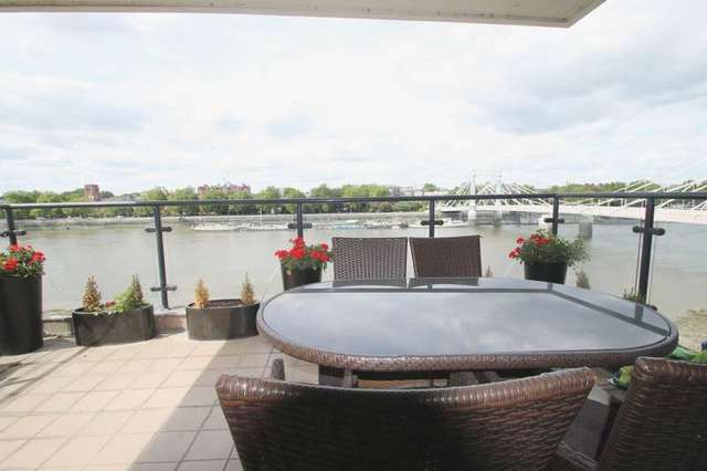  Image of 2 bedroom Apartment to rent in Anhalt Road London SW11 at Anhalt Road  London, SW11 4PD