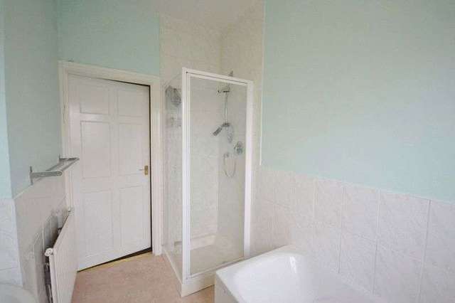  Image of 4 bedroom Flat to rent in Wath Road Wombwell Barnsley S73 at Wath Road Wombwell Barnsley, S73 0SE