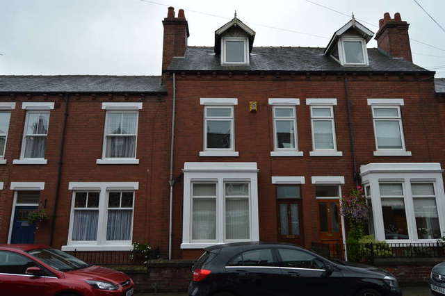  Image of 3 bedroom Terraced house to rent in Welbeck Street Wakefield WF1 at Wakefield Wakefield, WF1 5LD