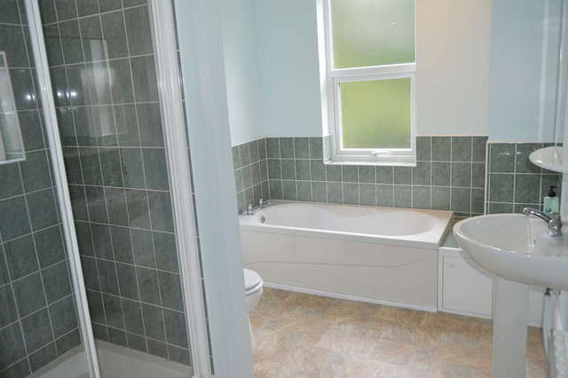  Image of 3 bedroom Terraced house to rent in Welbeck Street Wakefield WF1 at Wakefield Wakefield, WF1 5LD