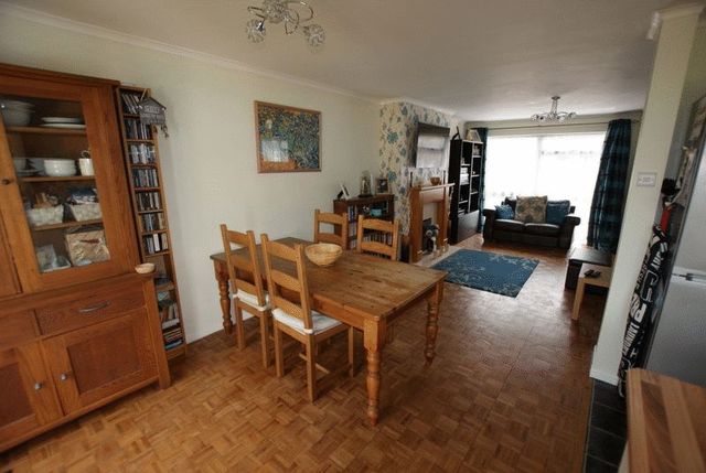  Image of 3 bedroom Semi-Detached house for sale in Nightingale Road Wendover Aylesbury HP22 at Nightingale Road Wendover Wendover, HP22 6JX