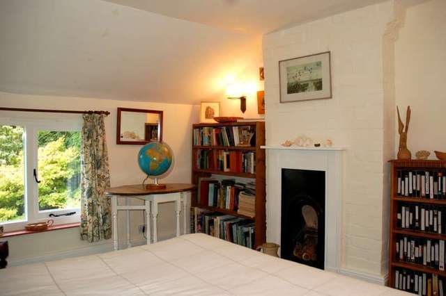  Image of 4 bedroom Cottage for sale in Lower Broad Oak Road West Hill Ottery St. Mary EX11 at West Hill Ottery St Mary Devon, EX11 1XH