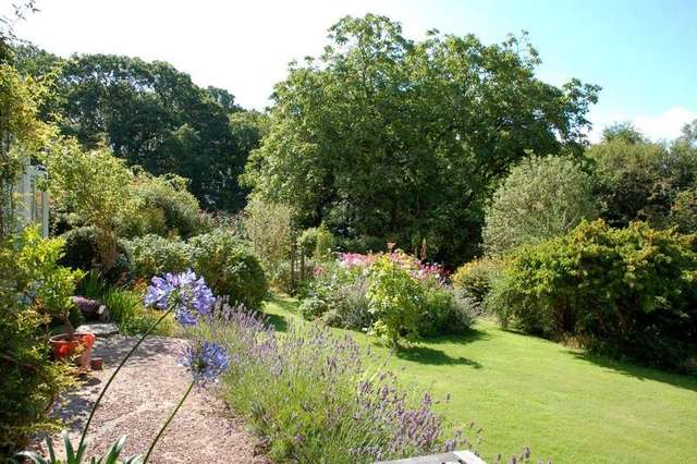  Image of 4 bedroom Cottage for sale in Lower Broad Oak Road West Hill Ottery St. Mary EX11 at West Hill Ottery St Mary Devon, EX11 1XH