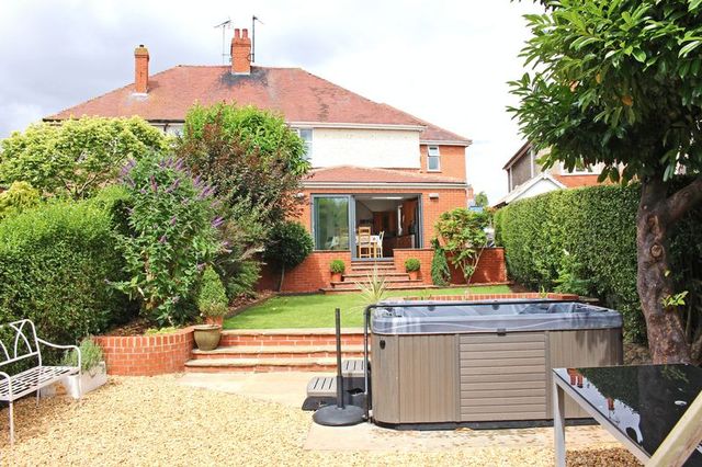  Image of 4 bedroom Semi-Detached house for sale in West Road Bourne PE10 at West Road  Bourne, PE10 9PS