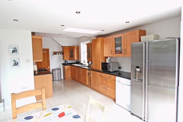  Image of 4 bedroom Semi-Detached house for sale in West Road Bourne PE10 at West Road  Bourne, PE10 9PS