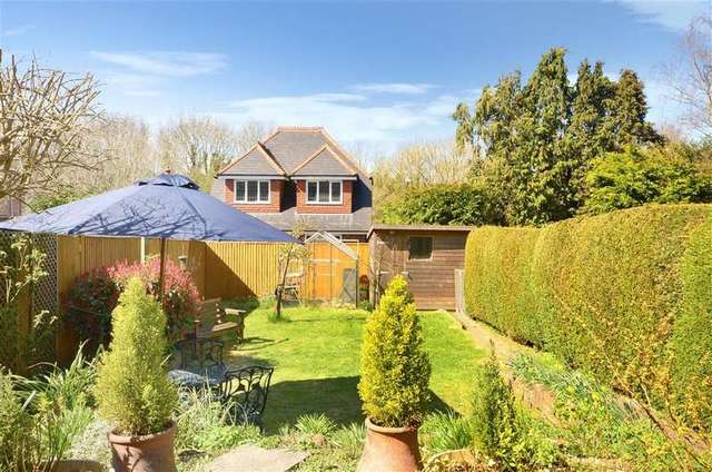  Image of 2 bedroom End of Terrace for sale in Western Road Crowborough TN6 at Crowborough East Sussex Crowborough, TN6 3EE
