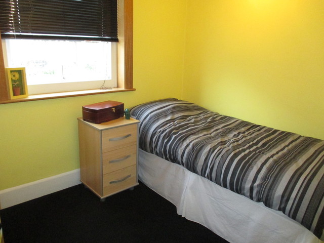  Image of 3 bedroom End of Terrace for sale in Western Terrace Portsmouth PO2 at Western Terrace Stamshaw Portsmouth, PO2 8JX