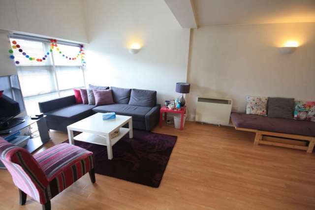  Image of 1 bedroom Apartment for sale in Whitworth Street West Manchester M1 at Whitworth Street West  Manchester, M1 5EA