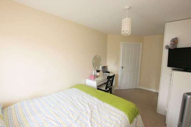  Image of 2 bedroom Detached house for sale in Wickham Road Fareham PO16 at Wickham Road  Fareham, PO16 7JE