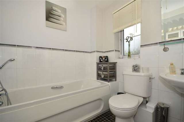 Image of 2 bedroom Apartment for sale in Wigeon Road Iwade Sittingbourne ME9 at Iwade Sittingbourne Iwade, ME9 8WQ