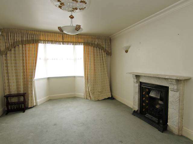  Image of 3 bedroom Semi-Detached house to rent in Willes Road Leamington Spa CV32 at Leamington Spa  Royal Leamington Spa, CV32 4PP