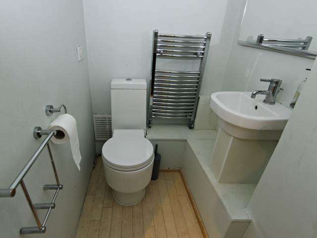  Image of 3 bedroom Semi-Detached house to rent in Willes Road Leamington Spa CV32 at Leamington Spa  Royal Leamington Spa, CV32 4PP