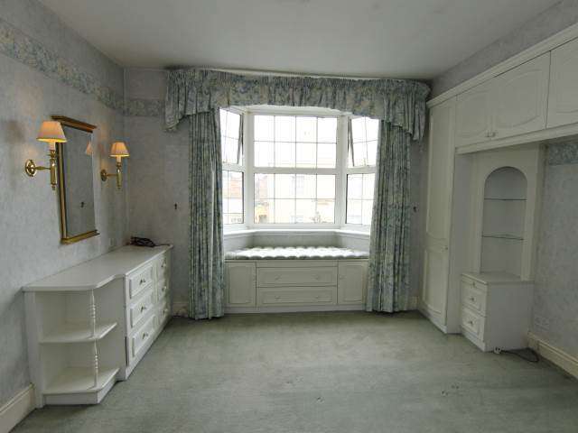  Image of 3 bedroom Semi-Detached house to rent in Willes Road Leamington Spa CV32 at Leamington Spa  Royal Leamington Spa, CV32 4PP
