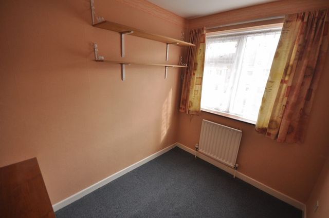  Image of 3 bedroom Terraced house to rent in Willis Road Kingswood Bristol BS15 at Willis Road Kingswood Bristol, BS15 4SP
