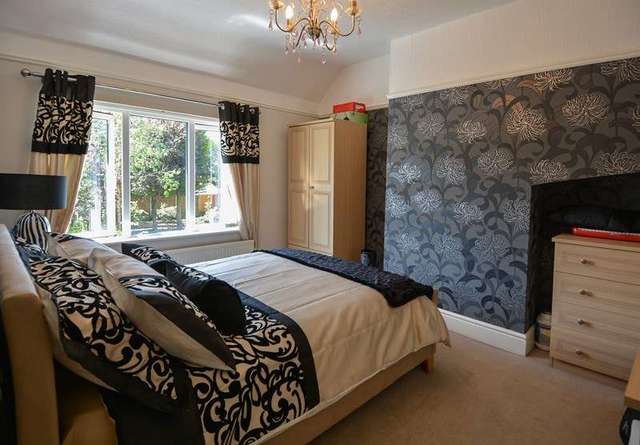  Image of 3 bedroom Semi-Detached house for sale in Wolverhampton Road Oldbury B68 at Wolverhampton Road  Oldbury, B68 0LR