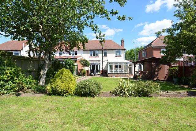  Image of 3 bedroom Semi-Detached house for sale in Wolverhampton Road Oldbury B68 at Wolverhampton Road  Oldbury, B68 0LR