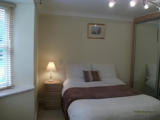  Image of 2 bedroom Apartment to rent in Woodall Close Middleton Milton Keynes MK10 at <br>Middleton  Milton Keynes, MK10 9JZ