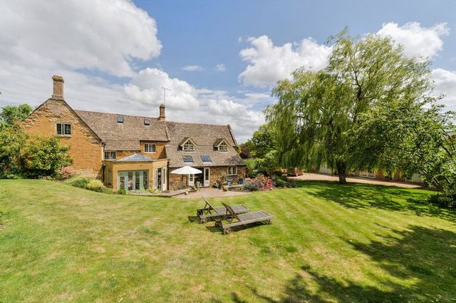  Image of 5 bedroom Detached house for sale in Nether Street Belton in Rutland Oakham LE15 at 8 Nether Street Belton in Rutland Oakham, LE15 9LD