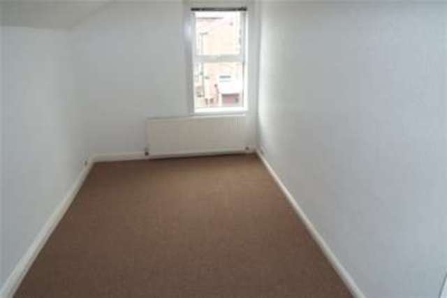  Image of 2 bedroom Terraced house to rent in Woodward Street Nottingham NG2 at Nottingham, NG2 2LB