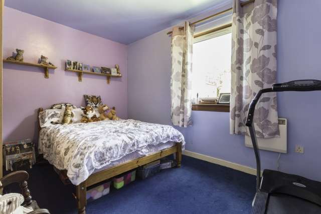  Image of 2 bedroom Flat for sale in Yarrow Terrace Dundee DD2 at Dundee, DD2 4EA