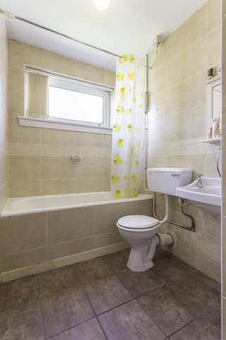  Image of 2 bedroom Flat for sale in Yarrow Terrace Dundee DD2 at Dundee, DD2 4EA