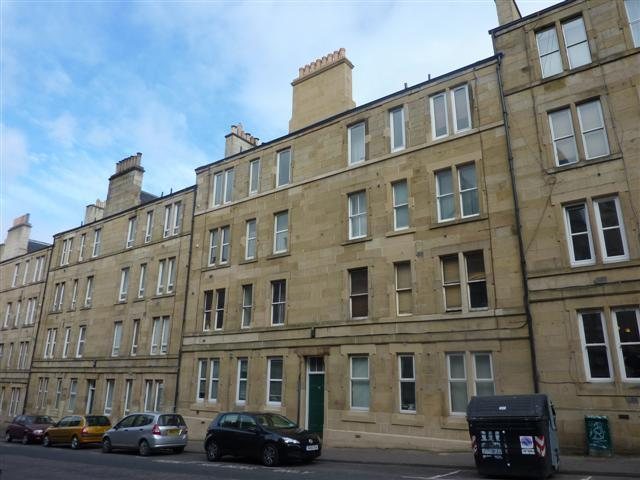  Image of 1 bedroom Flat to rent in Yeaman Place Edinburgh EH11 at Polwarth Edinburgh Edinburgh, EH11 1BS