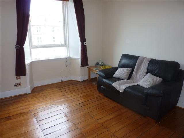  Image of 1 bedroom Flat to rent in Yeaman Place Edinburgh EH11 at Polwarth Edinburgh Edinburgh, EH11 1BS
