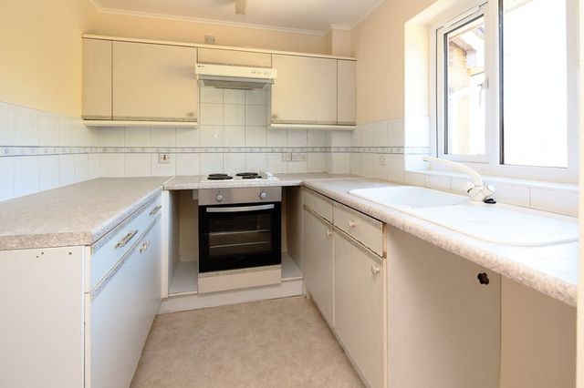  Image of 1 bedroom Flat to rent in Yellowstone Close St. Georges Telford TF2 at Yellowstone Close St. Georges Telford, TF2 9UG