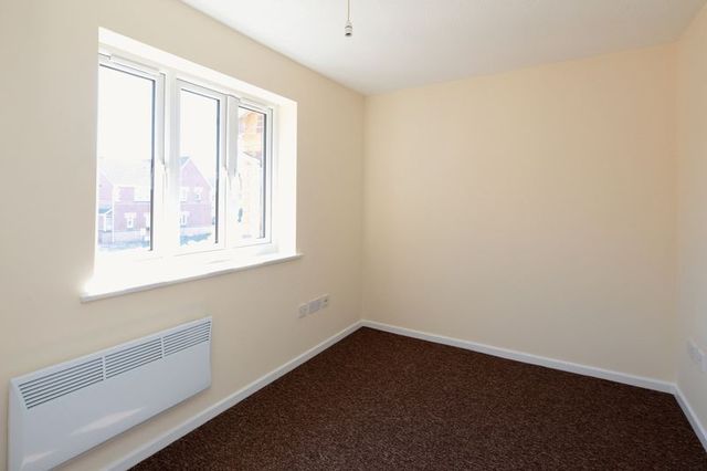  Image of 1 bedroom Flat to rent in Yellowstone Close St. Georges Telford TF2 at Yellowstone Close St. Georges Telford, TF2 9UG