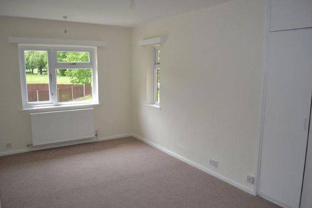  Image of 3 bedroom Semi-Detached house for sale in York Road Kirton Lindsey Gainsborough DN21 at York Road  Kirton in Lindsey, DN21 4PS