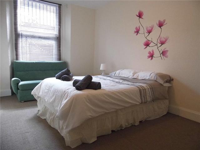  Image of 4 bedroom Flat to rent in Morrison Street Edinburgh EH3 at Haymarket Edinburgh Edinburgh, EH3 8DT