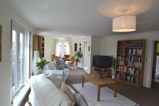  Image of 2 bedroom Apartment for sale in North Road Harborne Birmingham B17 at Harborne, B17 9PA