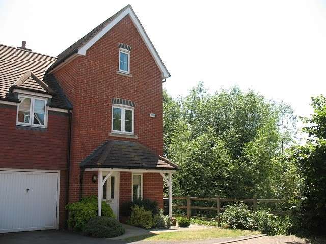  Image of 5 bedroom Semi-Detached house to rent in Wolage Drive Grove Wantage OX12 at Grove  Wantage, OX12 9FB
