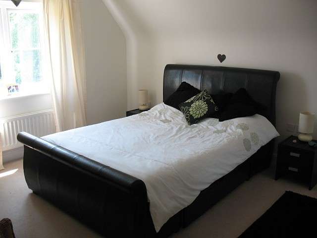  Image of 5 bedroom Semi-Detached house to rent in Wolage Drive Grove Wantage OX12 at Grove  Wantage, OX12 9FB