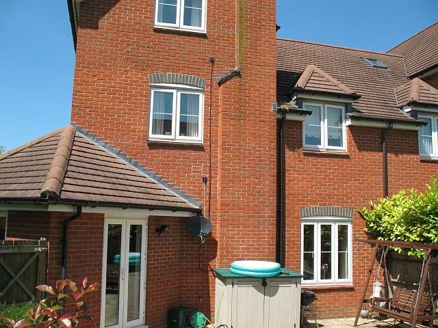  Image of 5 bedroom Semi-Detached house to rent in Wolage Drive Grove Wantage OX12 at Grove  Wantage, OX12 9FB