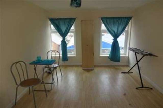  Image of Studio flat to rent in Corporation Street Walsall WS1 at Walsall, WS1 4HH
