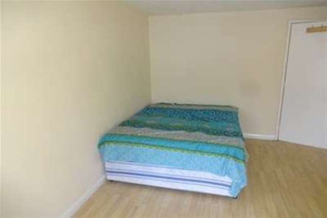  Image of Studio flat to rent in Corporation Street Walsall WS1 at Walsall, WS1 4HH
