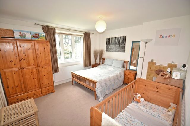  Image of 3 bedroom Semi-Detached house for sale in Wantage Road Didcot OX11 at Wantage Road  Didcot, OX11 0BY
